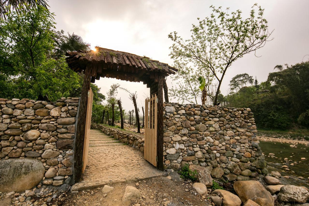 Tavan Riverside Ecolodge Sa Pa Exterior photo